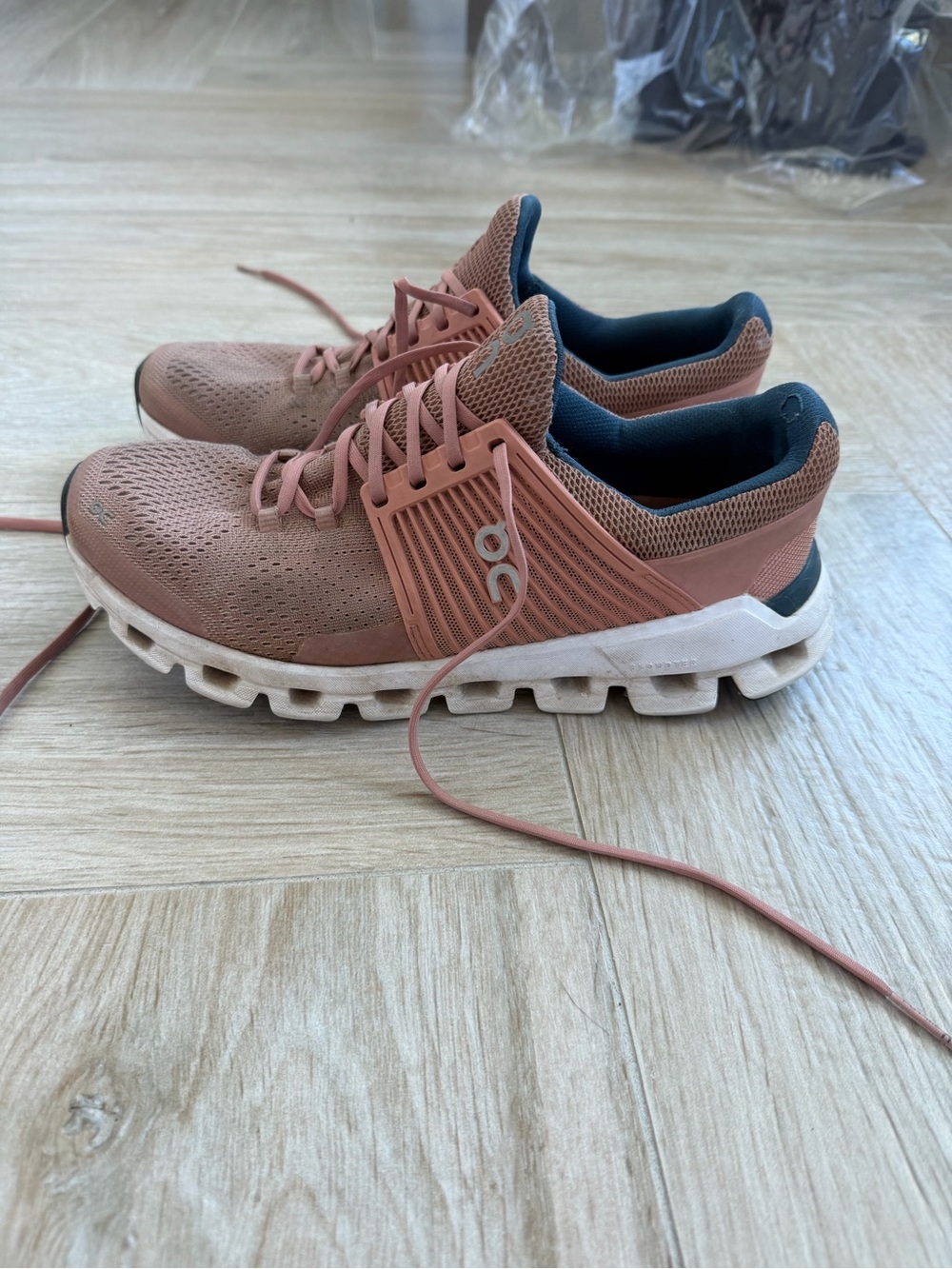 On Running Running Cloudswift women’s Running Shoes - Mauve/Rose